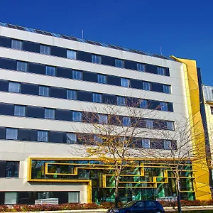https://brigittenau-youth-palace.vienna-besthotels.com